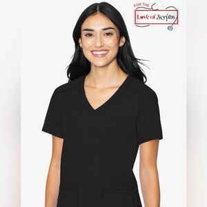 Med Couture Black V-Neck Short Sleeve Top with Matching Pants